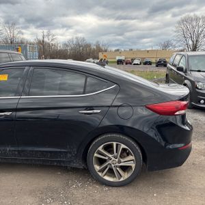 HYUNDAI ELANTRA LIMITED - 6