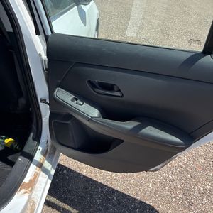 صورة مصغرة 94 لـ 2024 Nissan SENTRA S