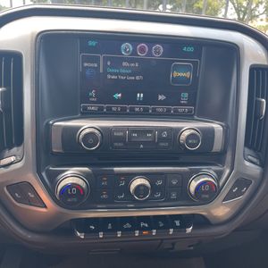 2015 Chevrolet SILVERADO 2500HD LTZ 缩略图 38