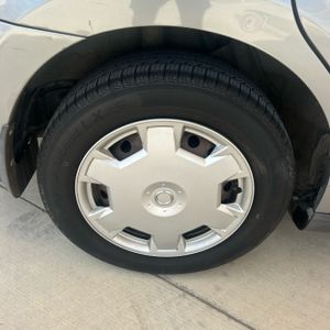 2008 Nissan VERSA 1.8S photo 19