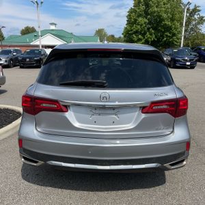 2017 Acura MDX SH-AWD photo 7