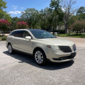 صورة مصغرة 12 لـ 2014 Lincoln MKT BASE