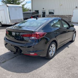 HYUNDAI ELANTRA VALUE EDITION - 8