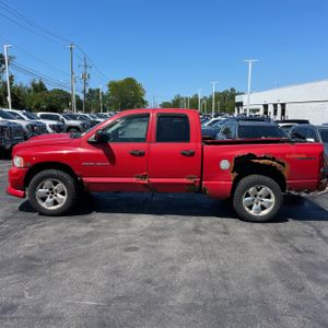 2004 Dodge RAM 1500 SLT 照片 3