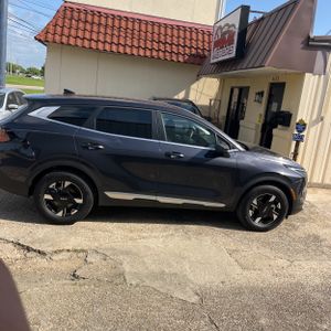 KIA SPORTAGE LX - 10