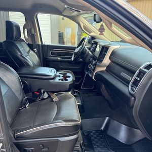 2022 RAM 2500 LARAMIE thumbnail 33