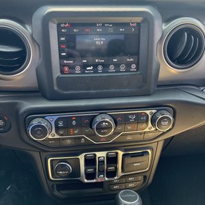 2020 JEEP GLADIATOR SPORT S thumbnail 37