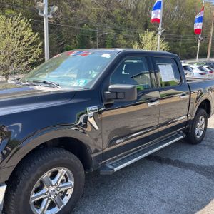 FORD F-150 XLT - 2