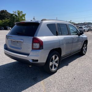 صورة 8 لـ 2017 JEEP COMPASS HIGH ALTITUDE