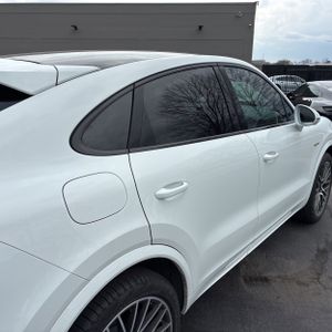 PORSCHE CAYENNE E-HYBRID COUPE PLATINUM EDITION - 9