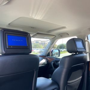 2015 Infiniti QX80 BASE thumbnail 37