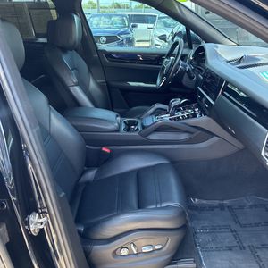 صورة مصغرة 32 لـ 2019 Porsche CAYENNE S