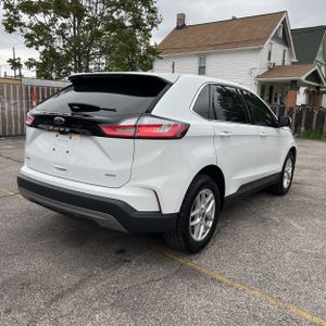 FORD EDGE SEL - 8