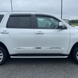 2022 Toyota SEQUOIA PLATINUM — миниатюра 11