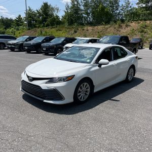 2024 Toyota CAMRY LE 照片 1