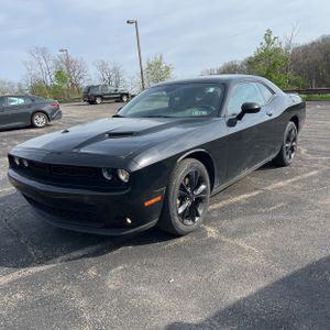 DODGE CHALLENGER SXT - 1