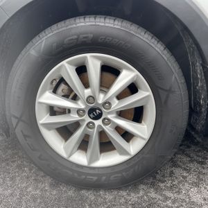 2019 KIA SORENTO LX 缩略图 17