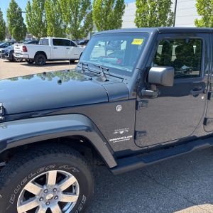 2017 JEEP WRANGLER UNLIMITED SAHARA 照片 2