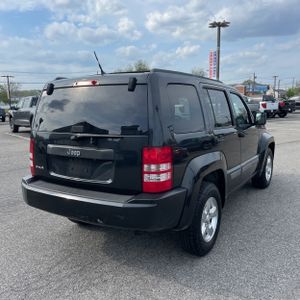 JEEP LIBERTY SPORT - 8