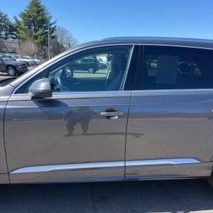 AUDI Q7 PREMIUM PLUS - 4