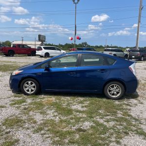 2010 Toyota PRIUS III — фото 3