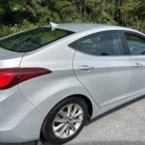 2015 Hyundai ELANTRA SE — фото 9