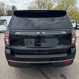 CHEVROLET SUBURBAN Z71 - 7