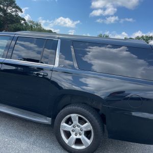 2016 Chevrolet SUBURBAN LT — фото 6