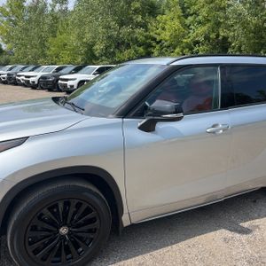 2023 Toyota HIGHLANDER XSE 照片 2