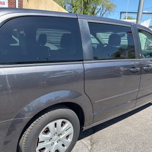 DODGE GRAND CARAVAN - 8