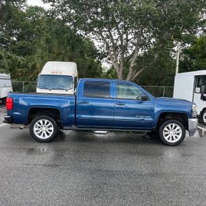 2017 Chevrolet SILVERADO 1500 LT — фото 10