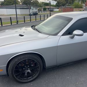 Dodge Challenger R/T - 2