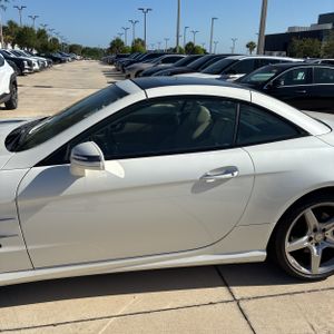 MERCEDES-BENZ SL - 4