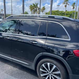 MERCEDES-BENZ GLB - 6