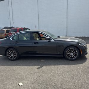 BMW 330I XDRIVE - 10