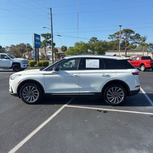 LINCOLN CORSAIR RESERVE - 3