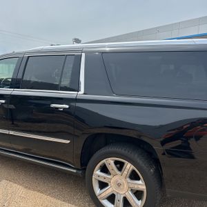 Cadillac Escalade ESV Premium - 6