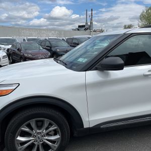 FORD EXPLORER XLT - 2