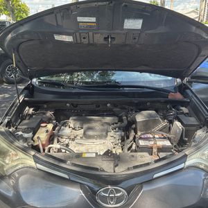 2016 Toyota RAV4 LE — фото 42