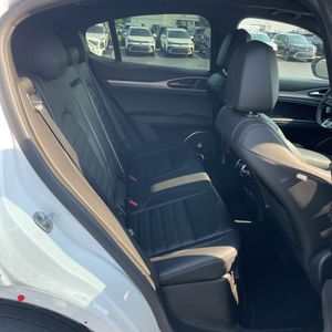 2022 ALFA Romeo STELVIO VELOCE — миниатюра 34