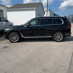 صورة 3 لـ 2020 BMW X7 XDRIVE40I