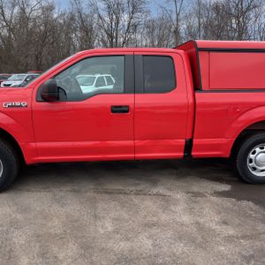 FORD F-150 XL - 4