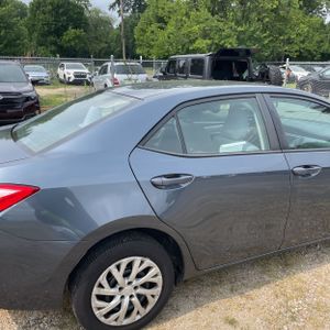 صورة 9 لـ 2017 Toyota COROLLA LE