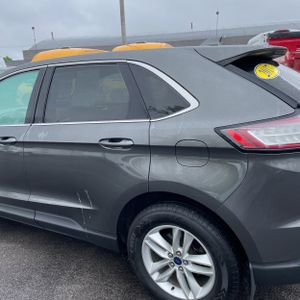 FORD EDGE SEL - 6