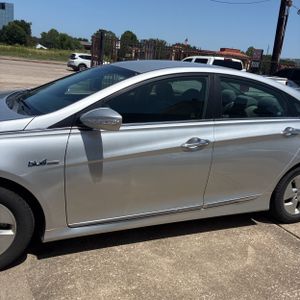 2011 Hyundai SONATA HYBRID BASE 照片 4