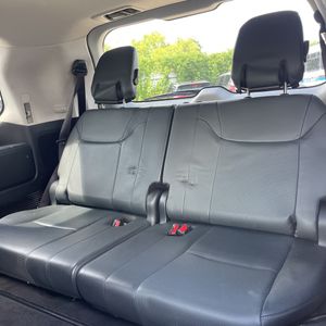 2017 Lexus LX 570 BASE — миниатюра 36