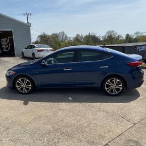 HYUNDAI ELANTRA LIMITED - 3