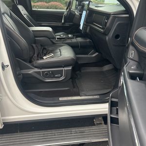 2023 FORD EXPEDITION PLATINUM — миниатюра 33