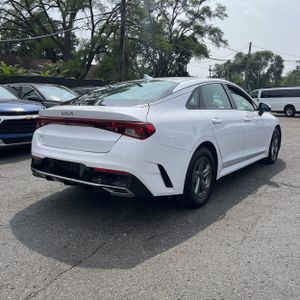 2023 KIA K5 LXS photo 8