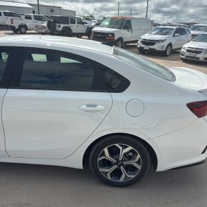 2021 KIA FORTE LXS 照片 6